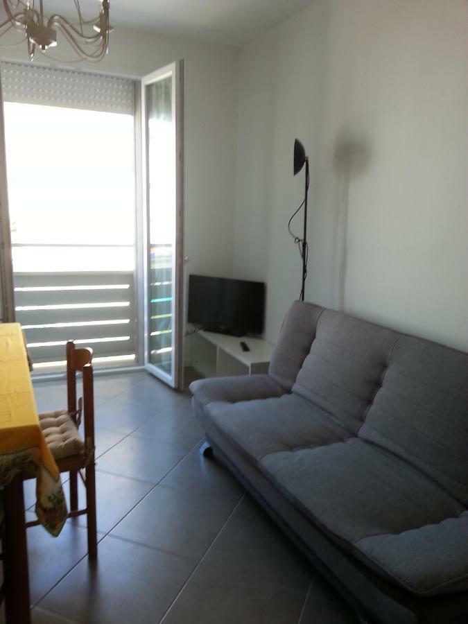 Nuovo Bilocale In Via Lagomaggio, 31 Rimini Ngoại thất bức ảnh