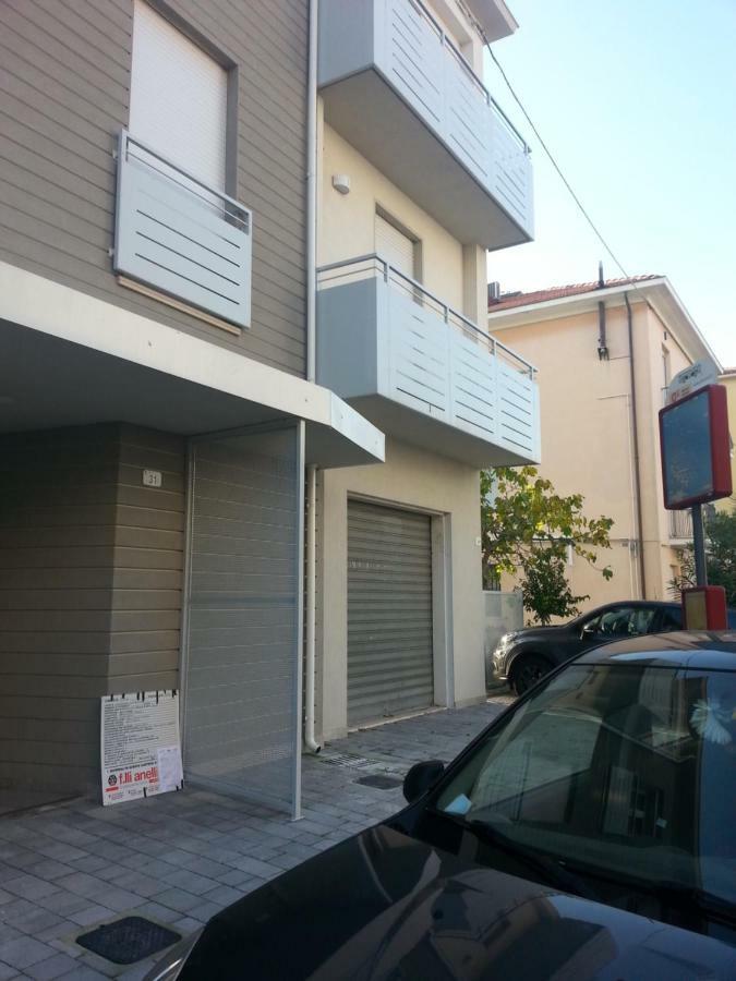 Nuovo Bilocale In Via Lagomaggio, 31 Rimini Ngoại thất bức ảnh